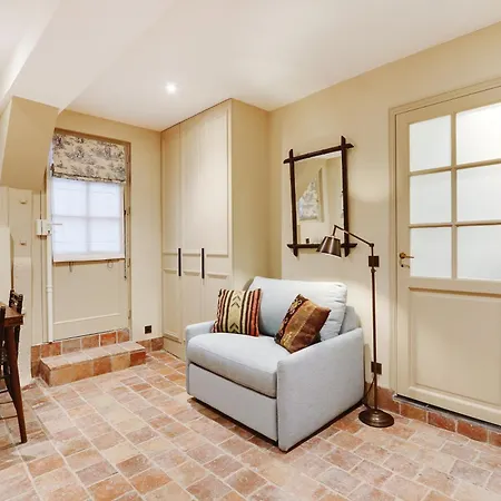 Pick A Flat's In Saint Germain - Paul-louis Courier