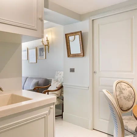 Pick A Flat's In Saint Germain - Paul-louis Courier * Paryż