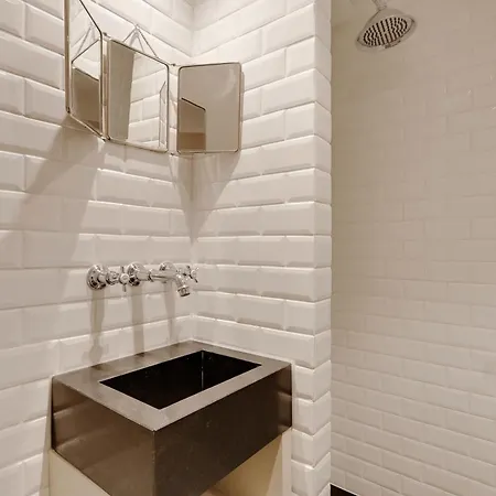 Pick A Flat's In Saint Germain - Paul-louis Courier