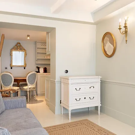 Apartment Pick A Flat's In Saint Germain - Paul-louis Courier Paris